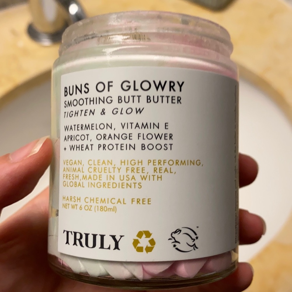 Buns of Glowry Used Pic